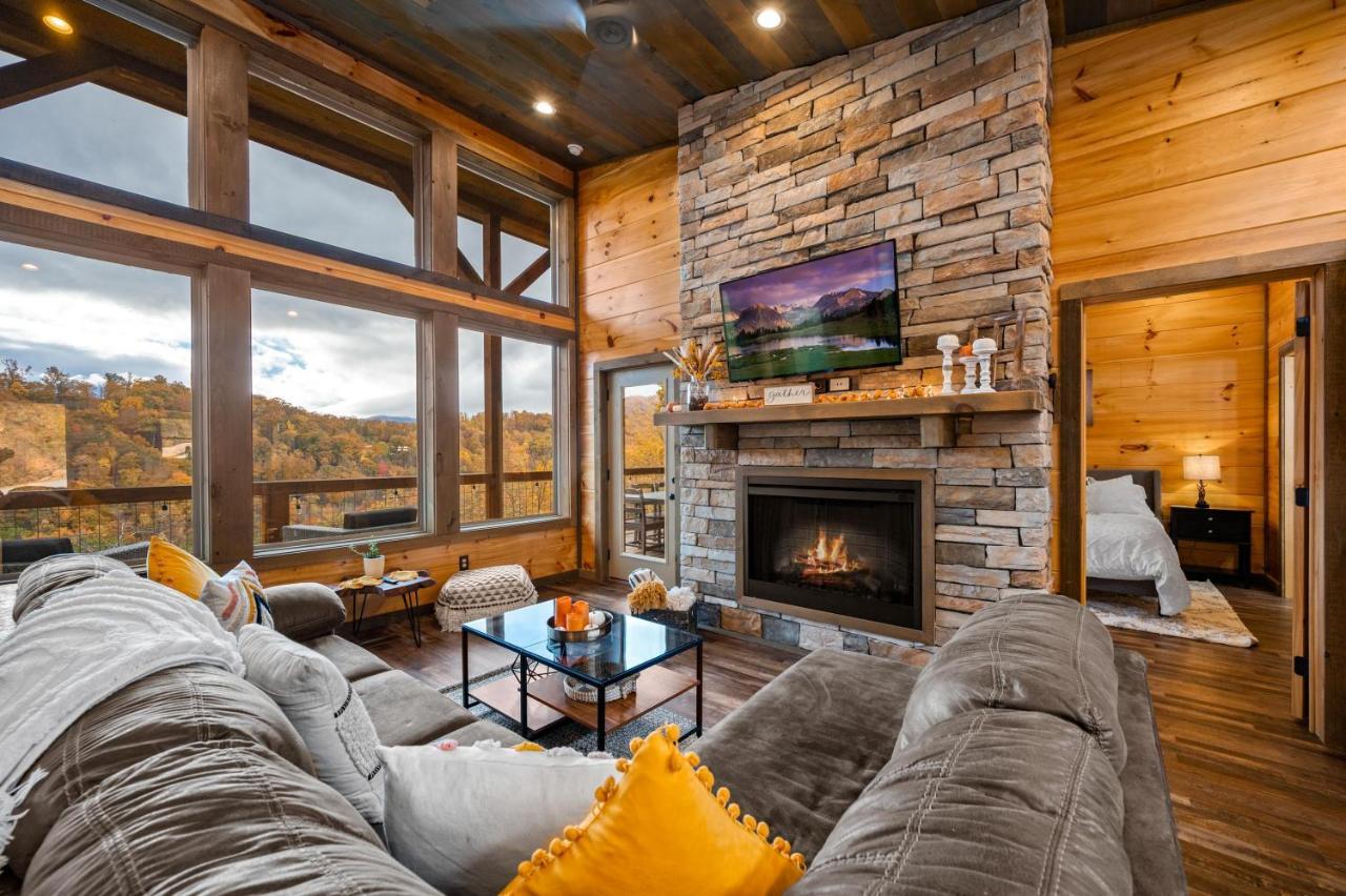 The Overlook - '21 Cabin - Gorgeous Unobstructed Views - Fire Pit Table - Gamerm - Hottub - Xbox - Lots Of Bears Gatlinburg Ngoại thất bức ảnh