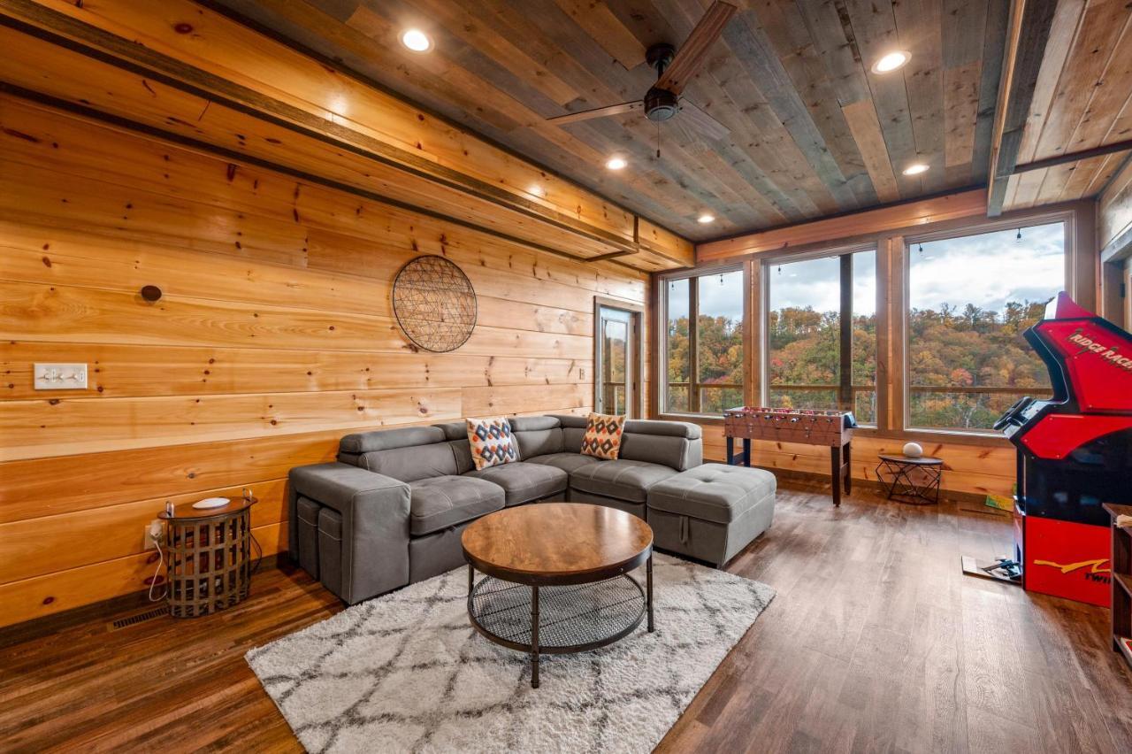 The Overlook - '21 Cabin - Gorgeous Unobstructed Views - Fire Pit Table - Gamerm - Hottub - Xbox - Lots Of Bears Gatlinburg Ngoại thất bức ảnh