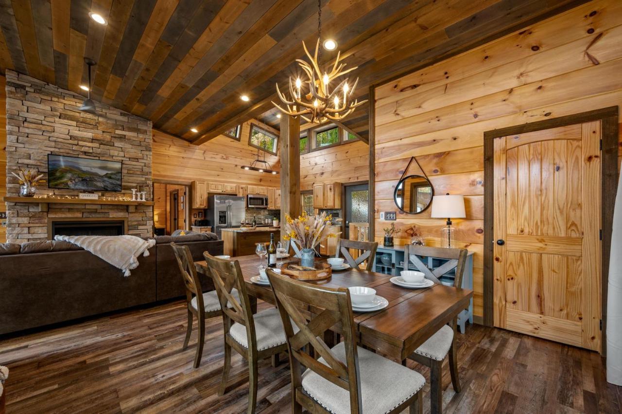 The Overlook - '21 Cabin - Gorgeous Unobstructed Views - Fire Pit Table - Gamerm - Hottub - Xbox - Lots Of Bears Gatlinburg Ngoại thất bức ảnh