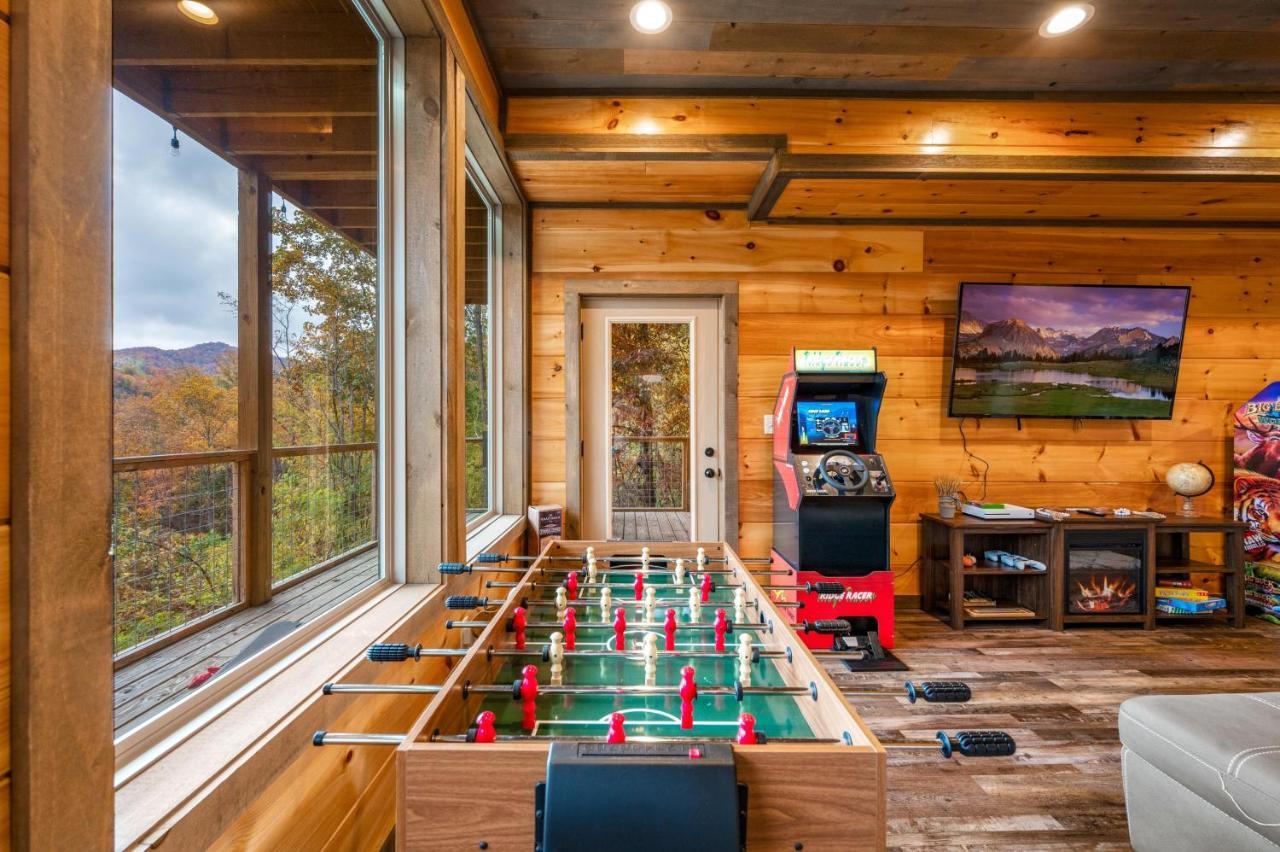 The Overlook - '21 Cabin - Gorgeous Unobstructed Views - Fire Pit Table - Gamerm - Hottub - Xbox - Lots Of Bears Gatlinburg Ngoại thất bức ảnh